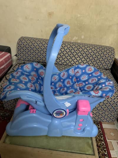 Baby carry cot and car seat new condition