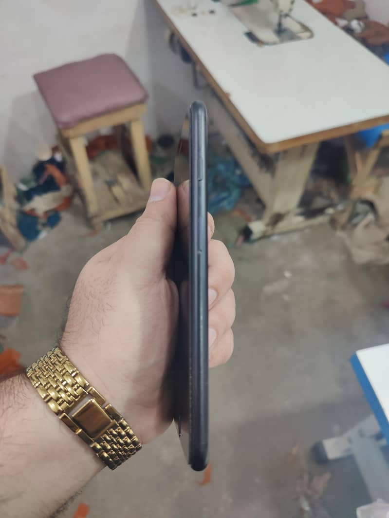 Apple iPhone 7 Plus 1