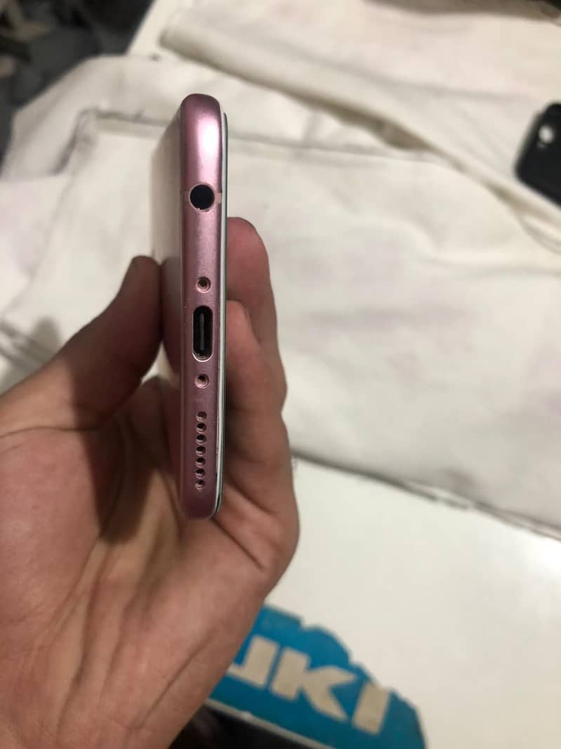 Huawei Nova 2 Plus 3