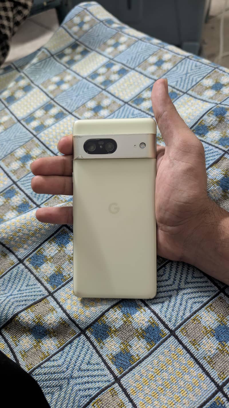 Google Pixel 7 0