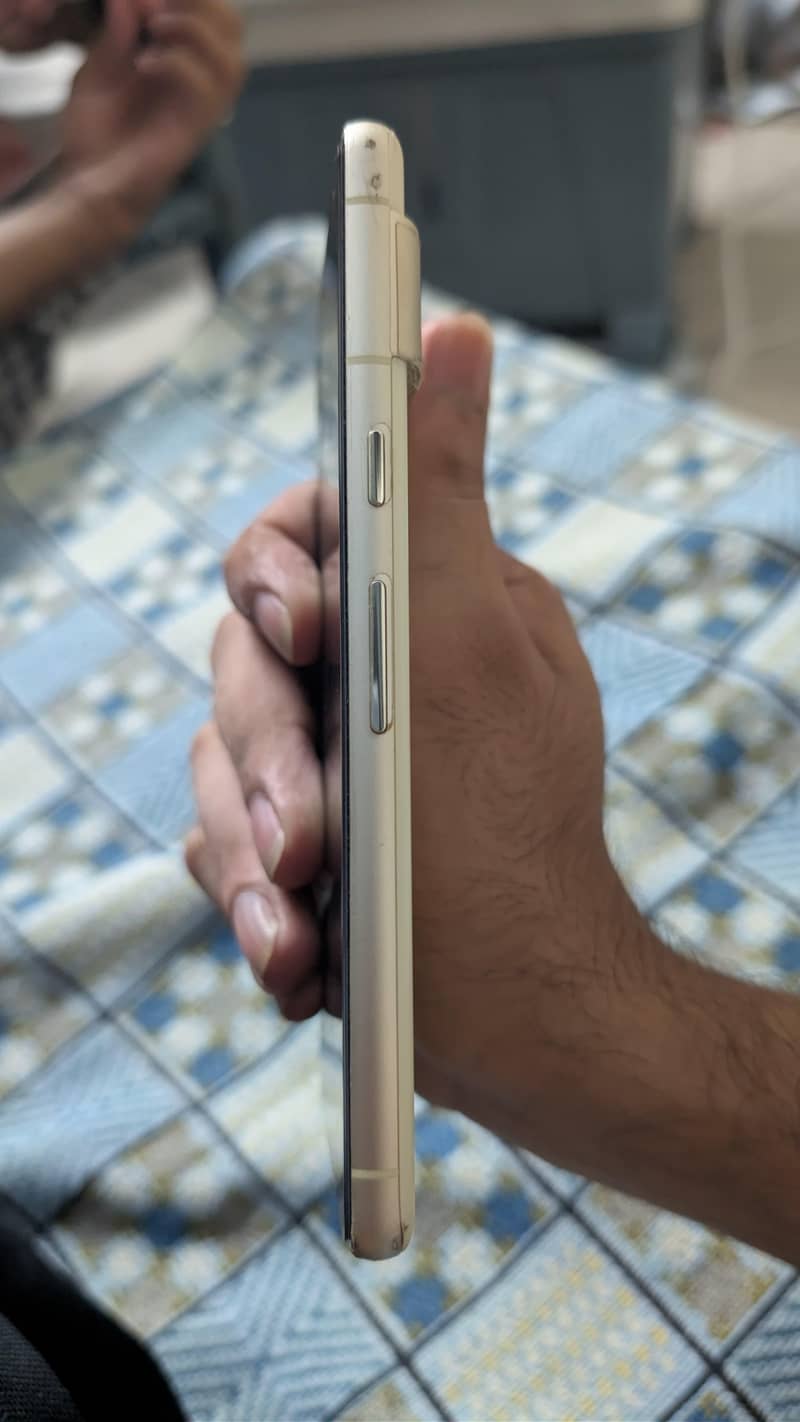 Google Pixel 7 3