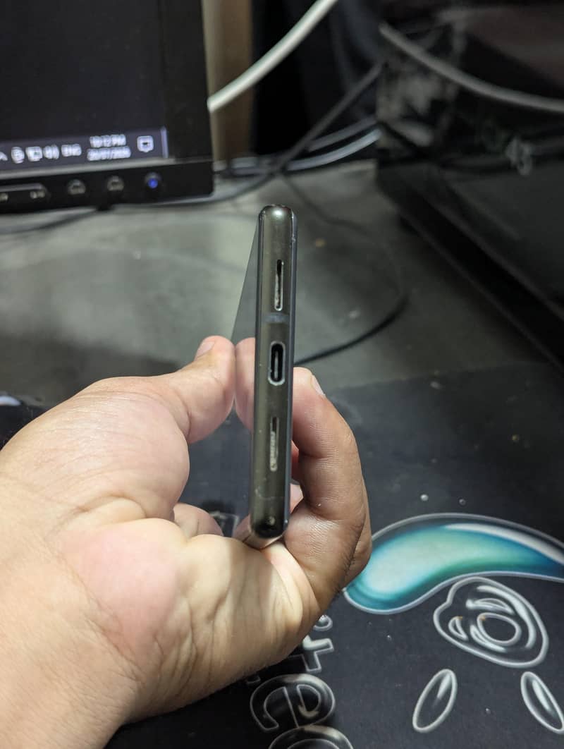 Google Pixel 6 4