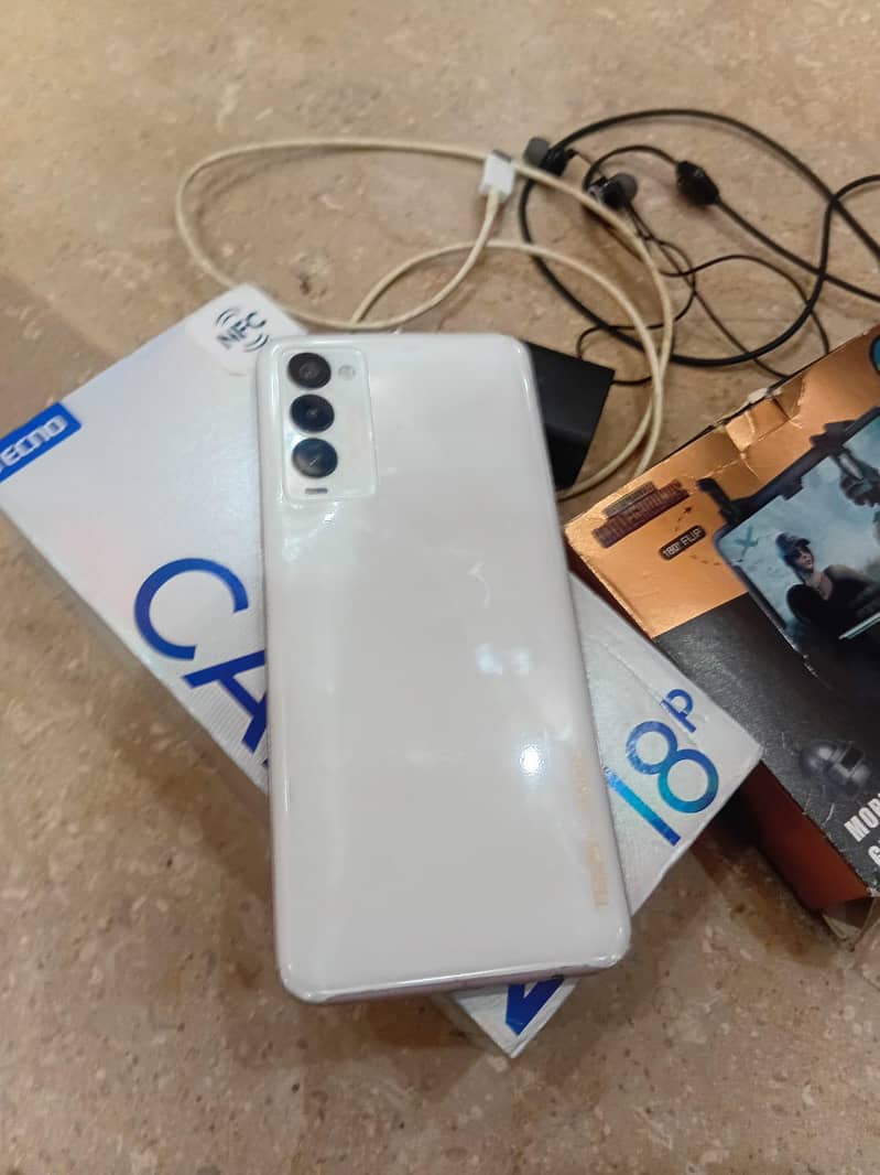Tecno Camon 18P 0