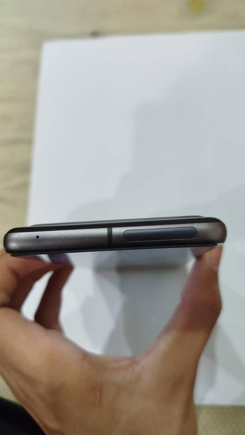 Google Pixel 7 5