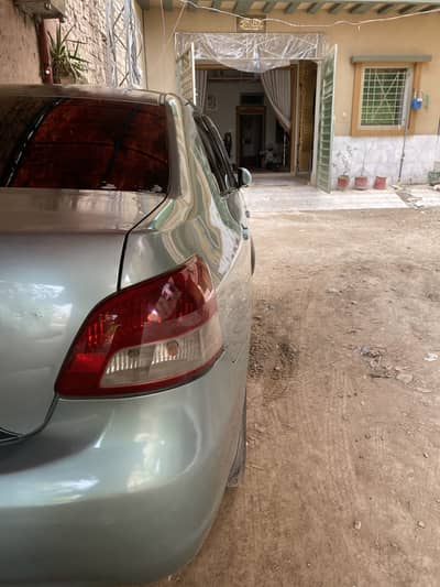 Toyota Belta 2007