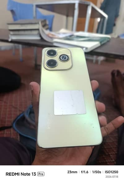 Infinix Hot 40i