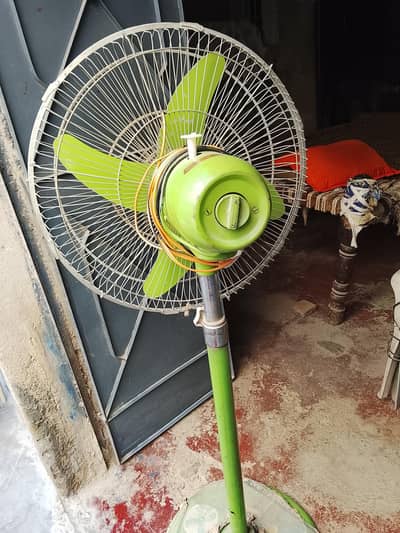 12V DC Solar Pedestal Fan / Standing Fan (Working)