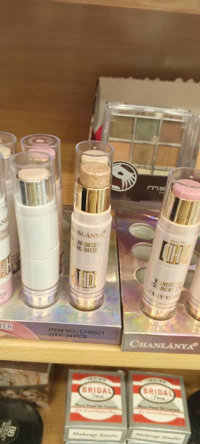 it is same price and makeup