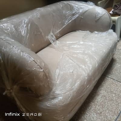 It's new used for just 1 month , in a very new condition