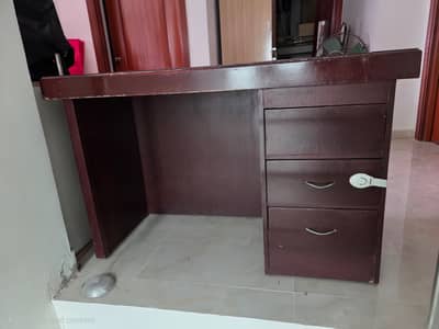 Office Table / Solid Wooden Executive Office Desk