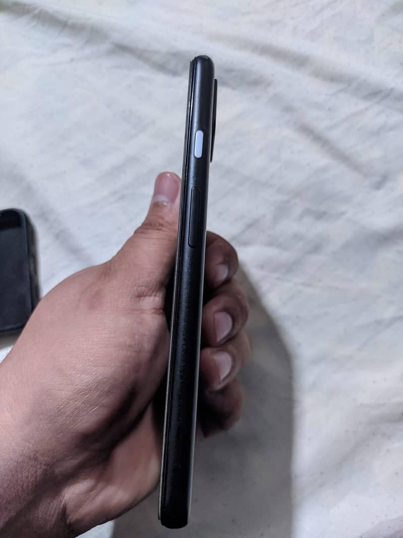 Google Pixel 4a 3