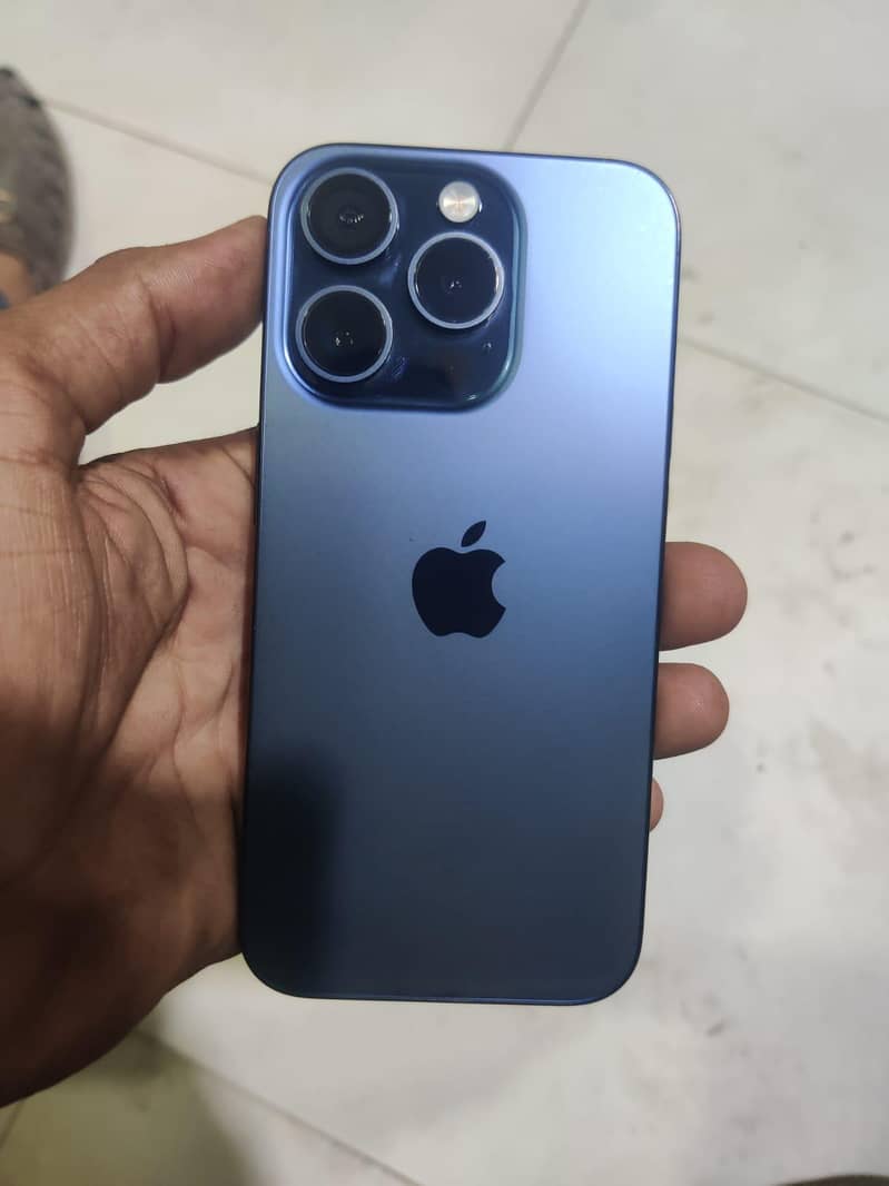 iPhone 15 Pro 0