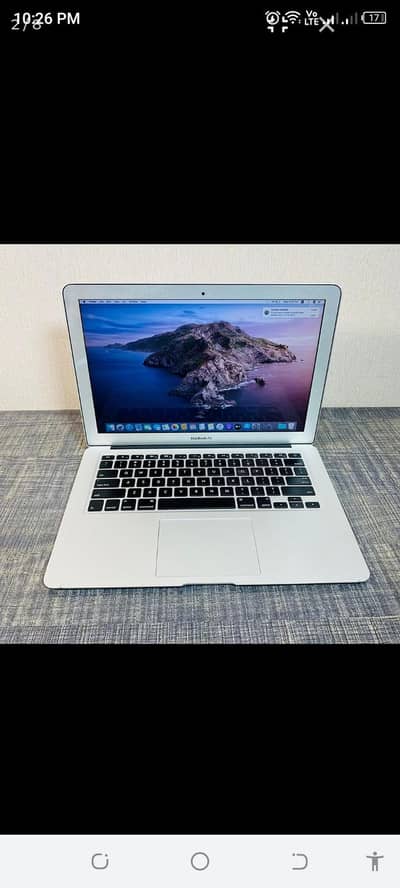 Macbook Air 2012 modell with orignal charger