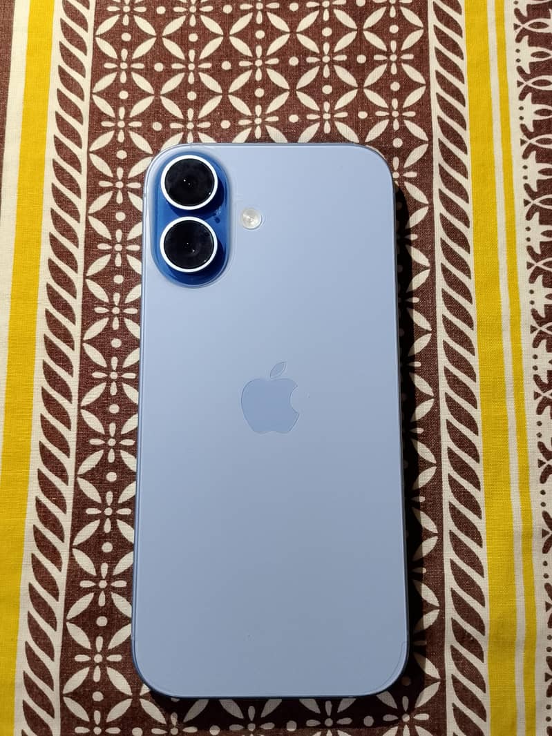 Apple iPhone 17 0