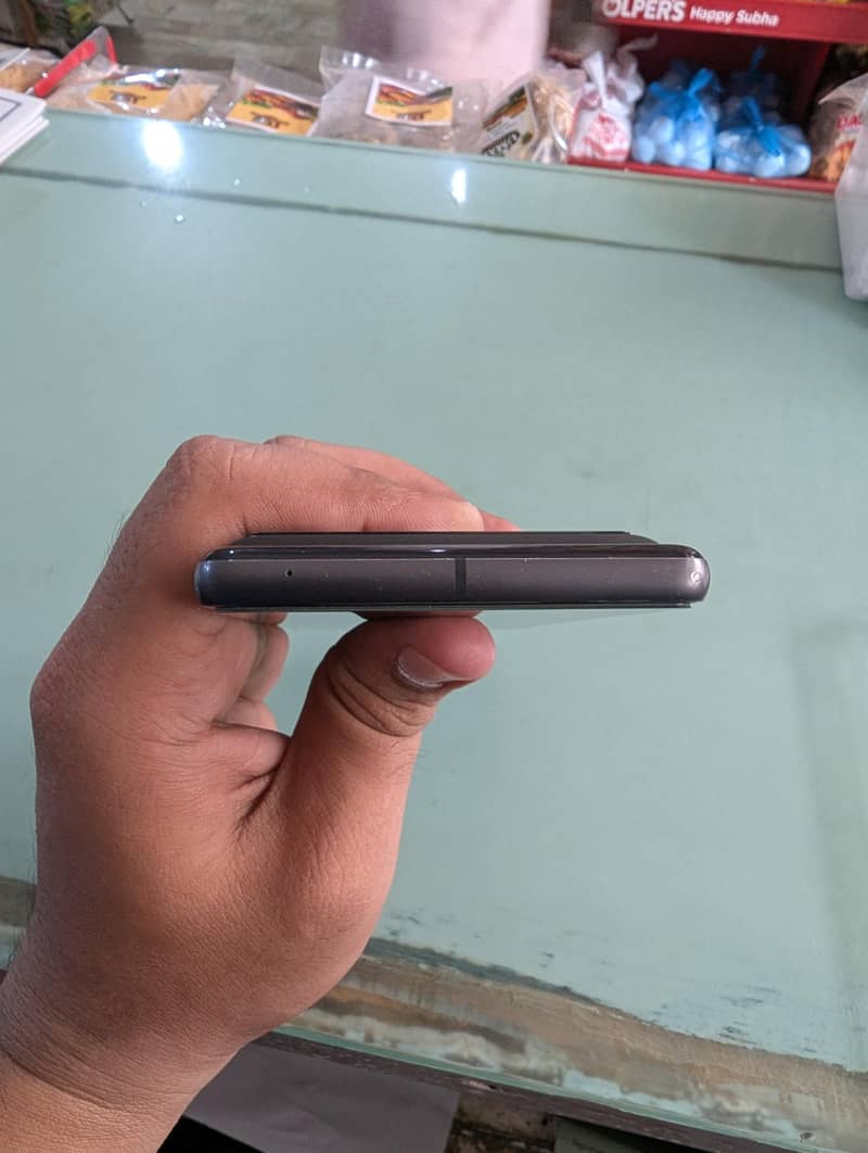 Google Pixel 7 3