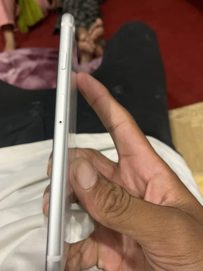 Apple iPhone SE 2