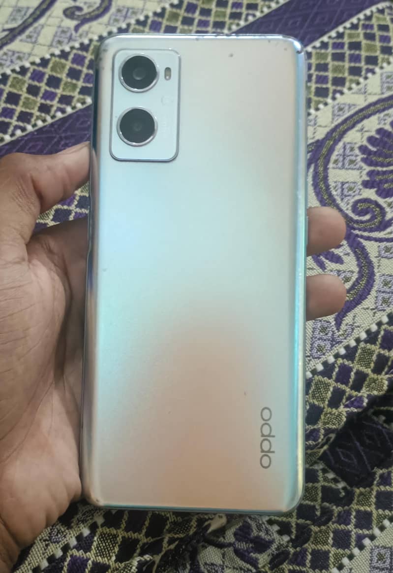 OPPO A96 0