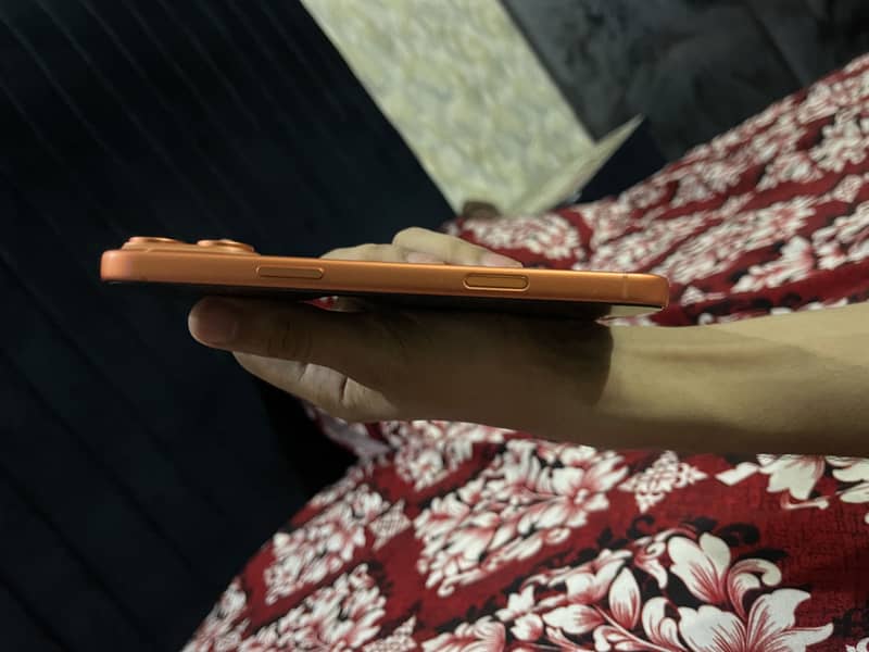 Apple iPhone 17 Pro Max  Factory Unlocked 100% Battery 2