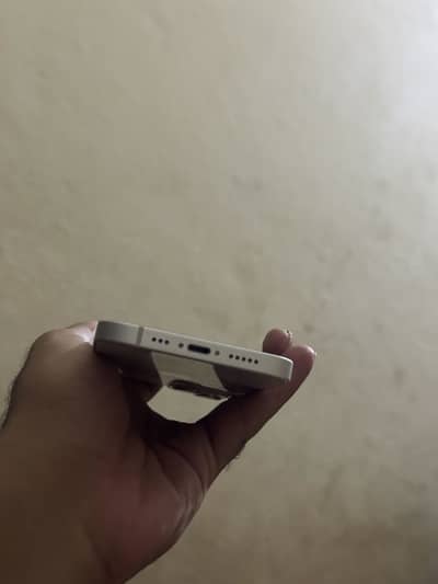 Apple iPhone 13 pta approved