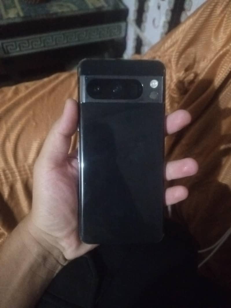 Google Pixel 8 Pro 0