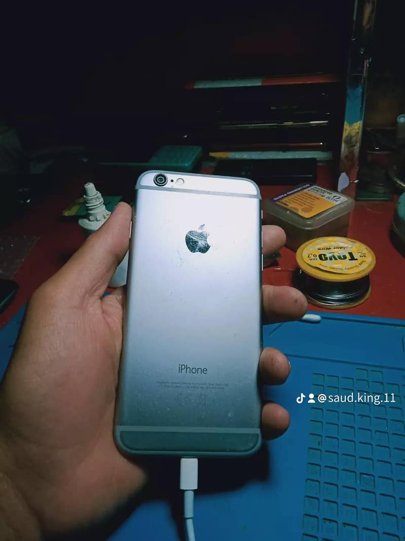 Apple iPhone 6S 0