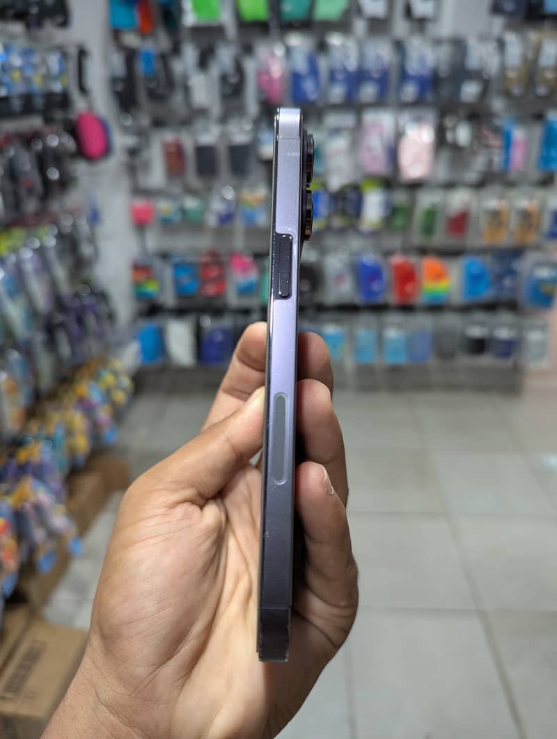 Apple iPhone 14 Pro Max 2