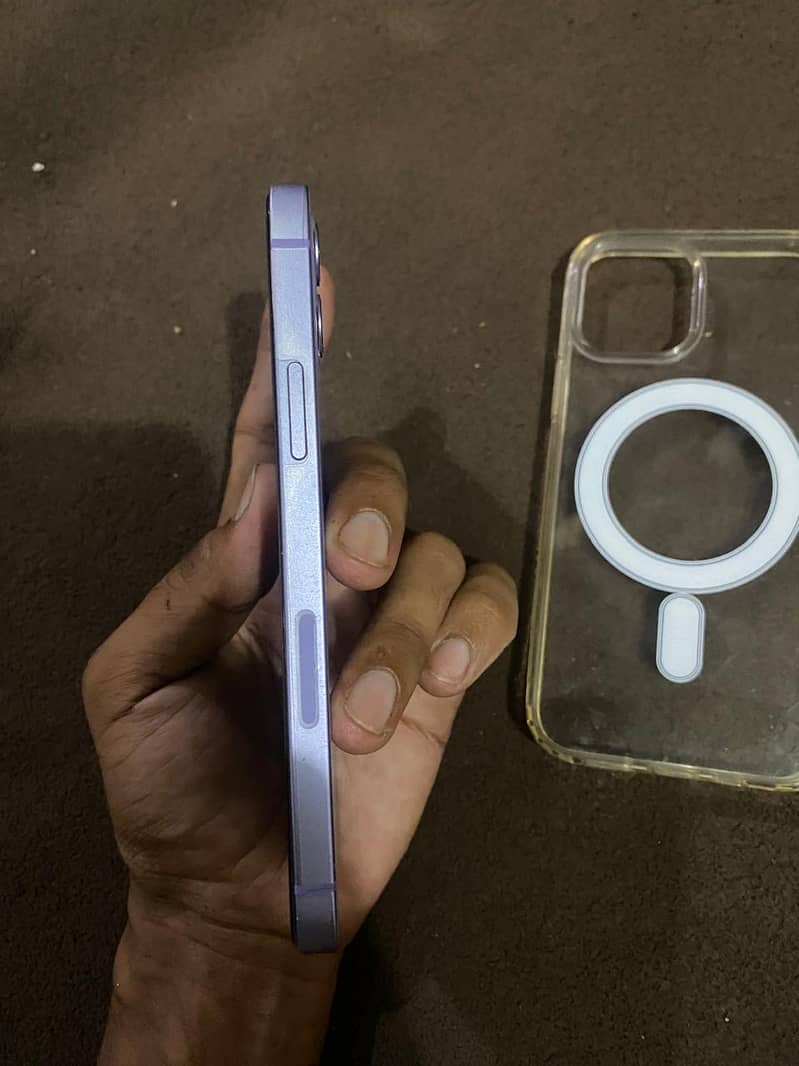 Apple iPhone 12 2