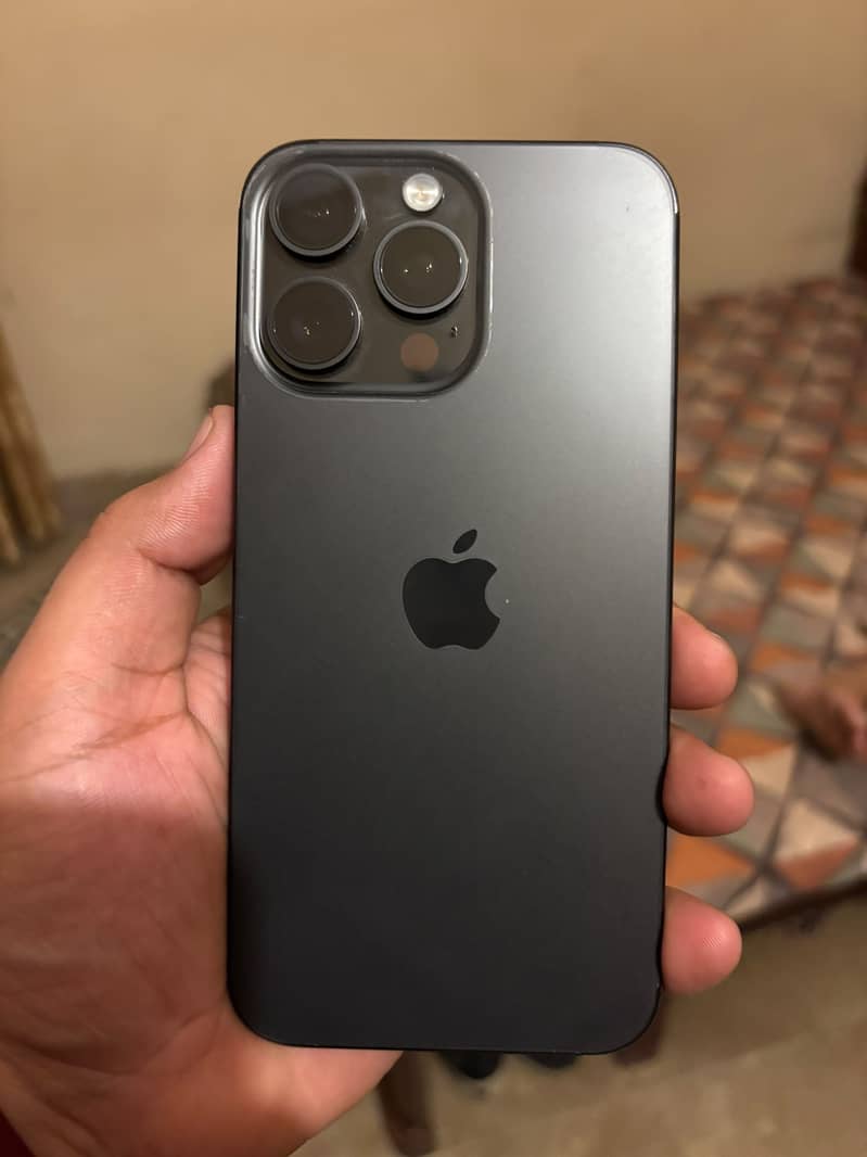 iphone 15 pro max 6
