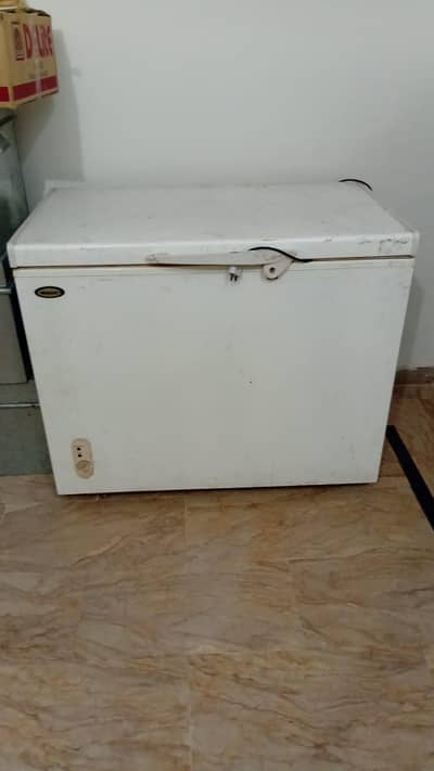 Freezer for sale original gass
