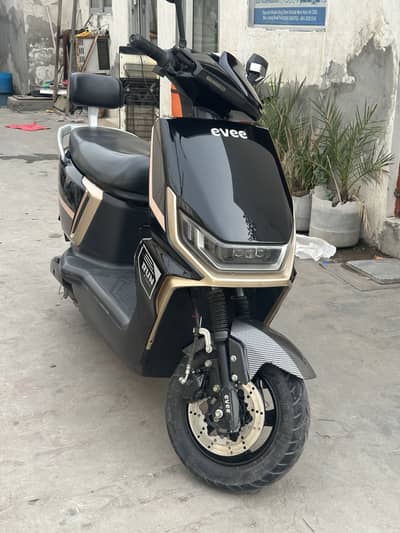 Gen z Electric scooty
