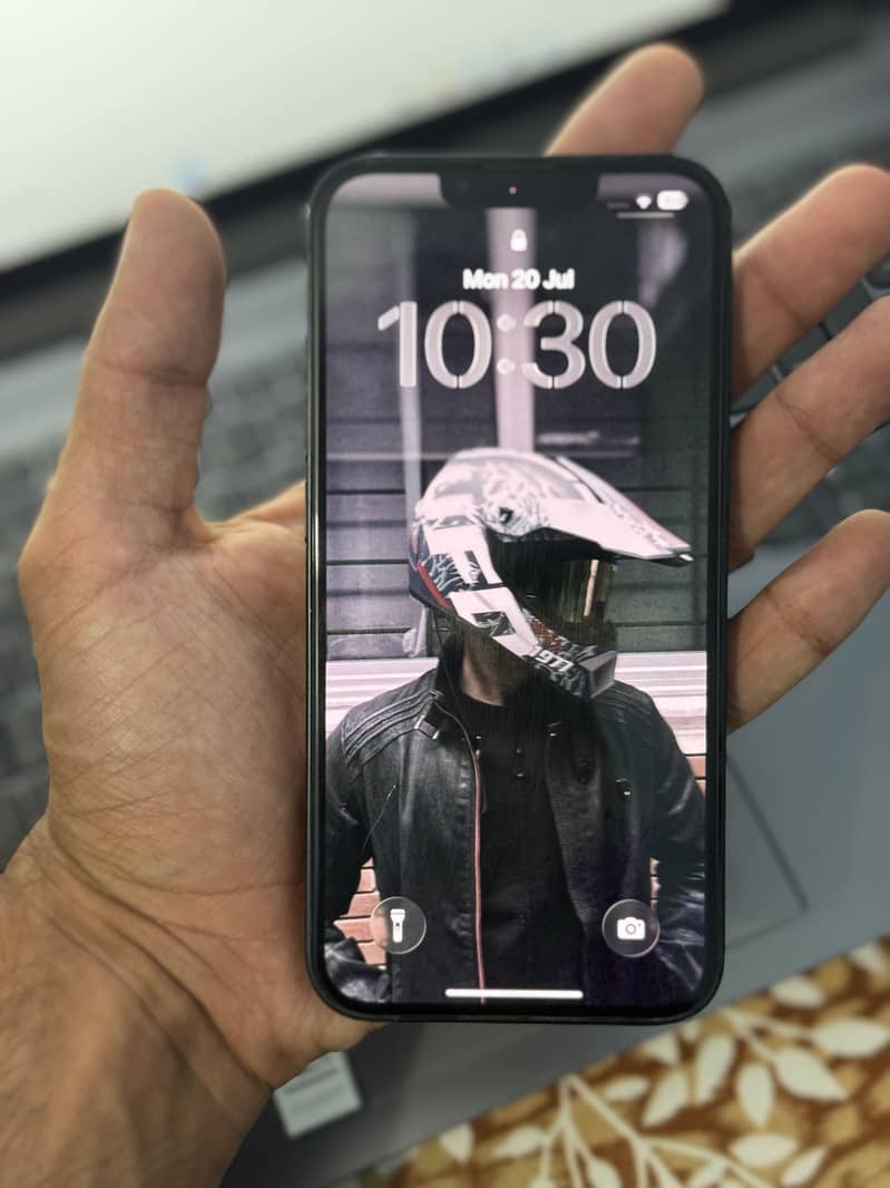 Iphone 13 3