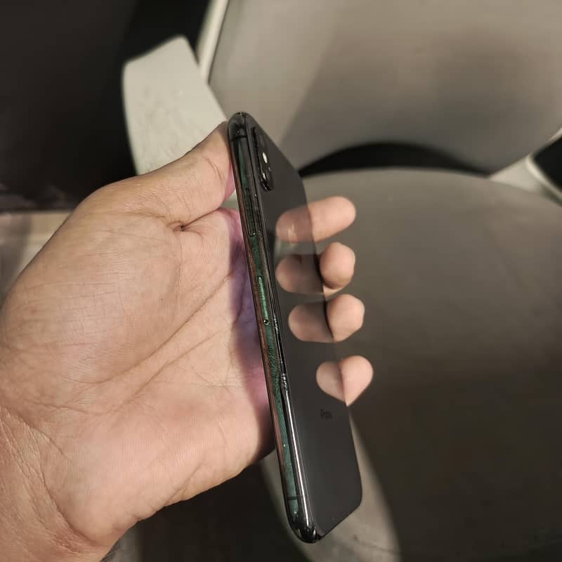 Apple iPhone X 2