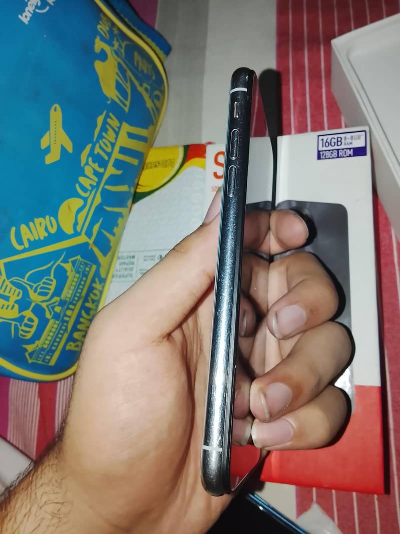 Apple iPhone X 2
