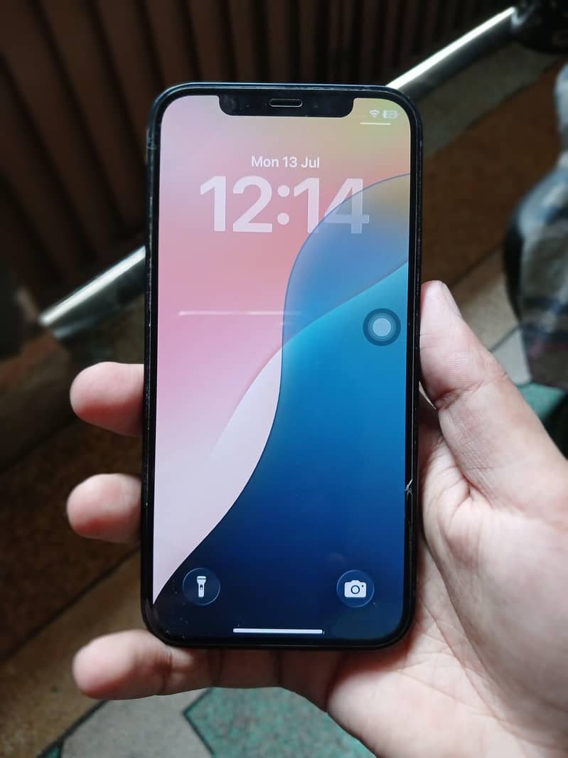 Apple iPhone 12 2