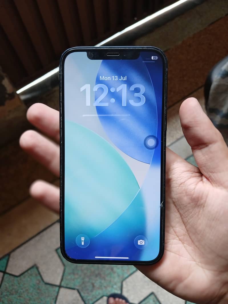 Apple iPhone 12 8