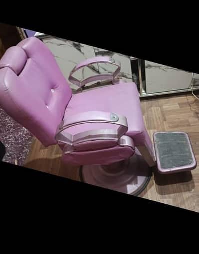 salon chair