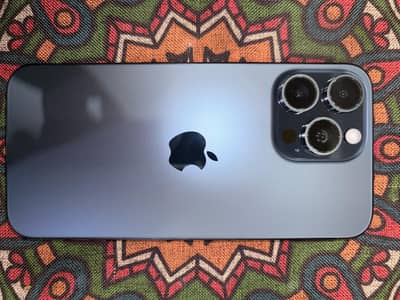 Apple iPhone 15 Pro Max duel physical