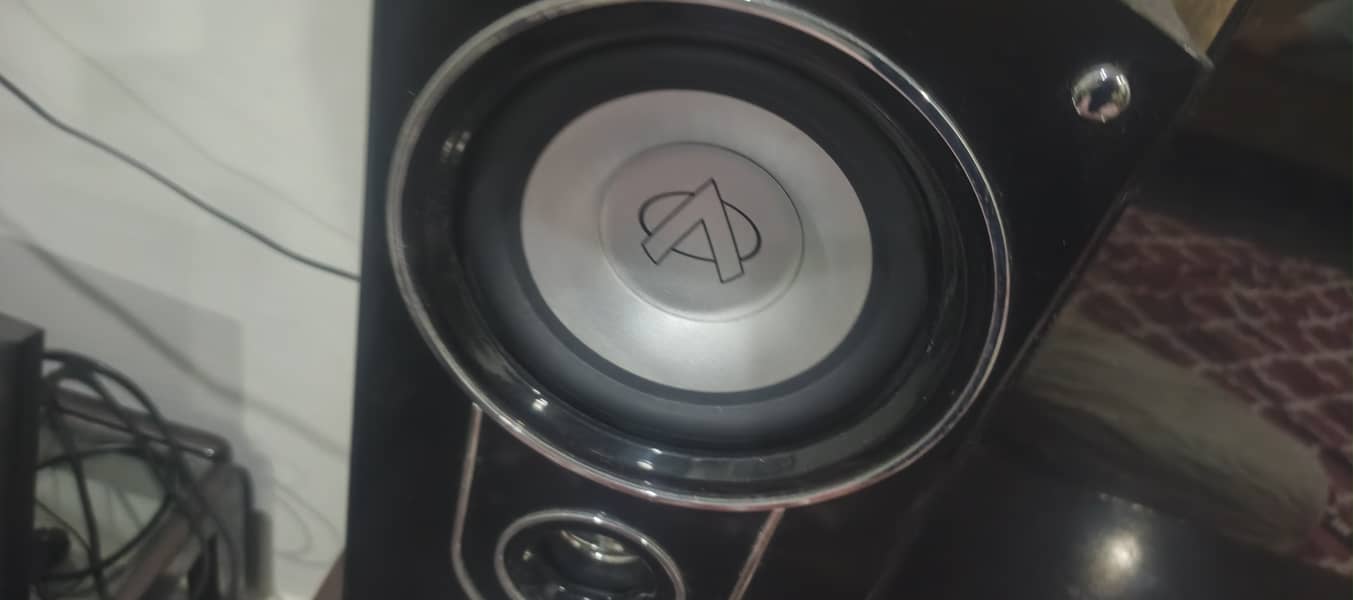 Speaker condition 10/10 0