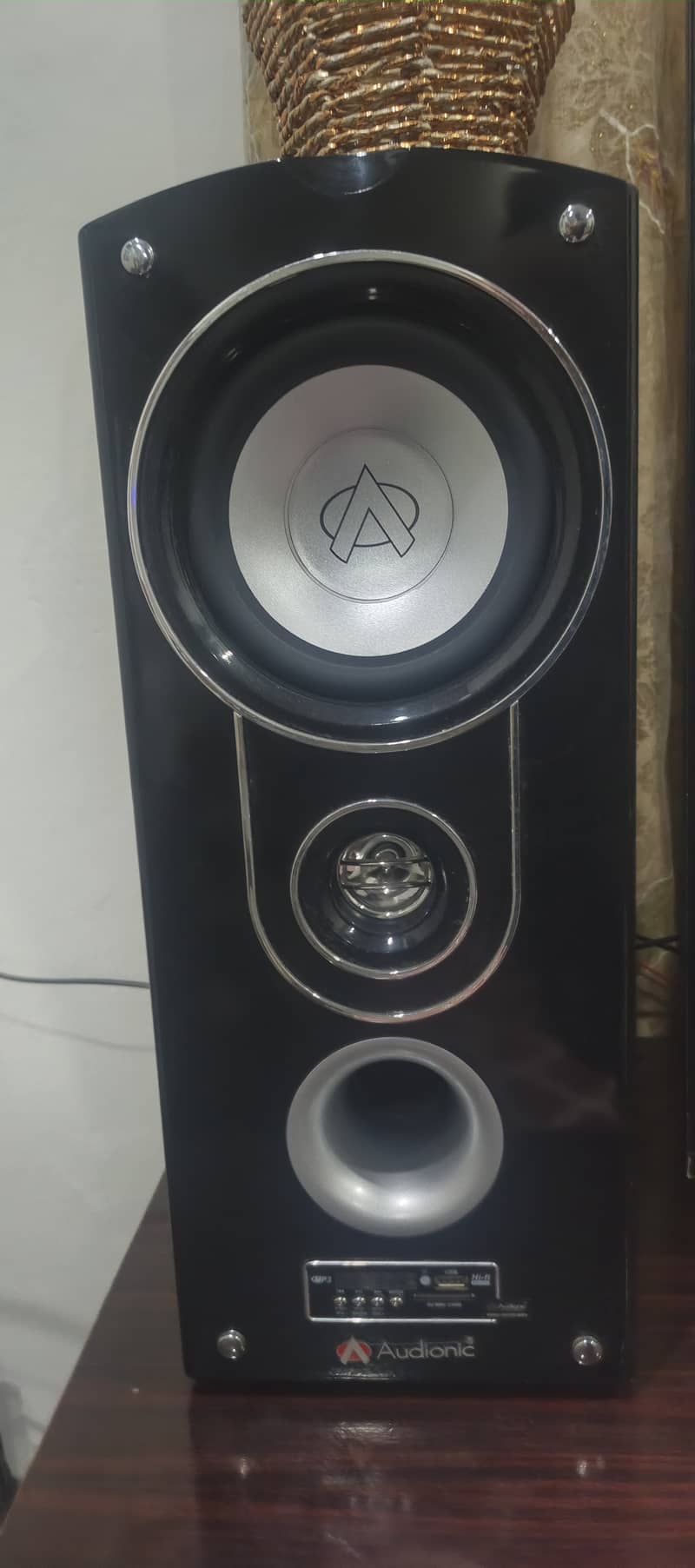 Speaker condition 10/10 1