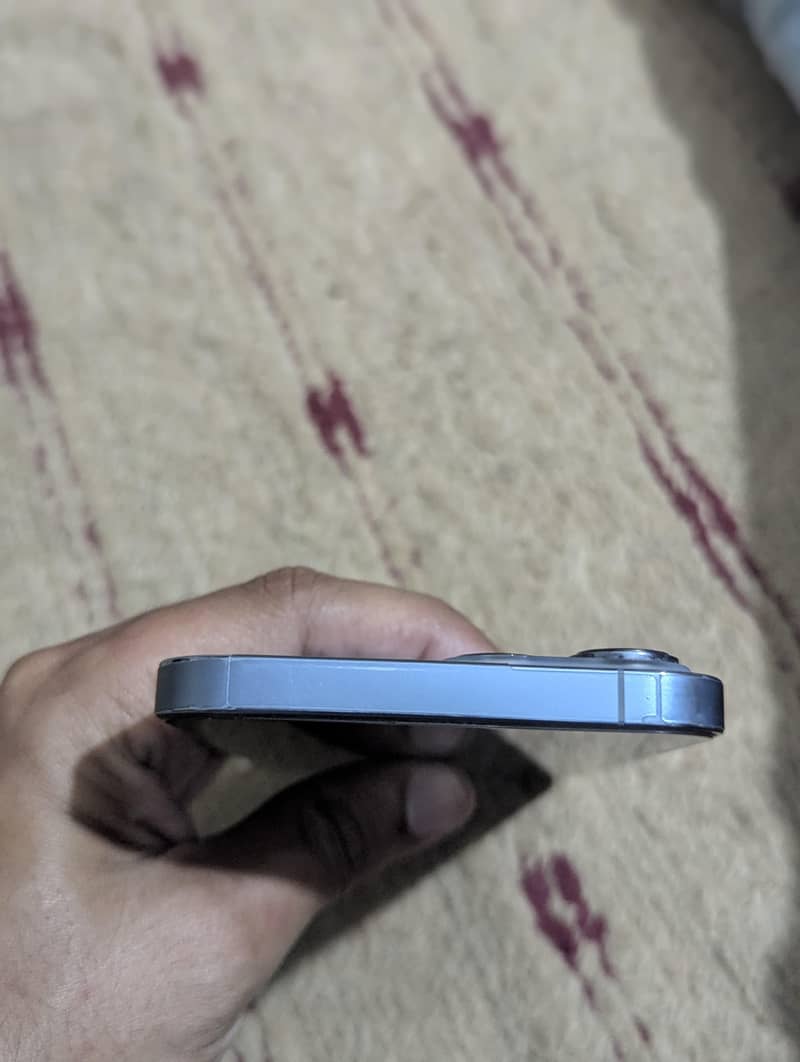 iPhone 13 Pro Max 3