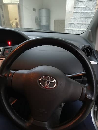 Toyota Vitz model 2010 import 2014
