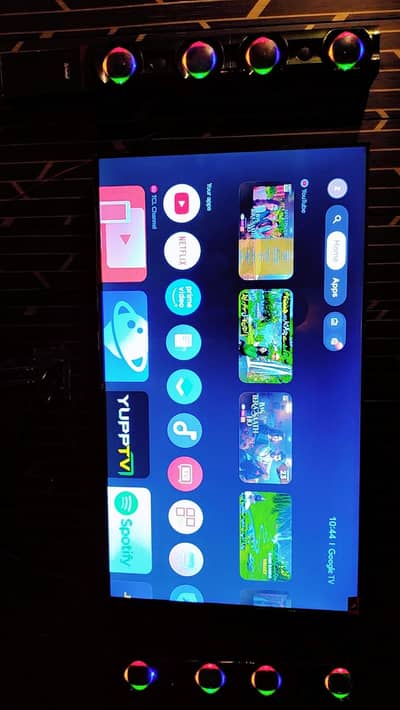 TCL smart LED 55 inches Holi functional 4K HDR LED