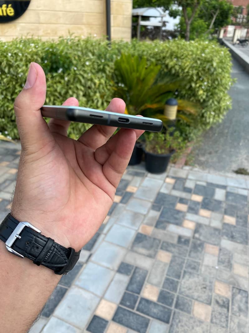 Google Pixel 6a 2