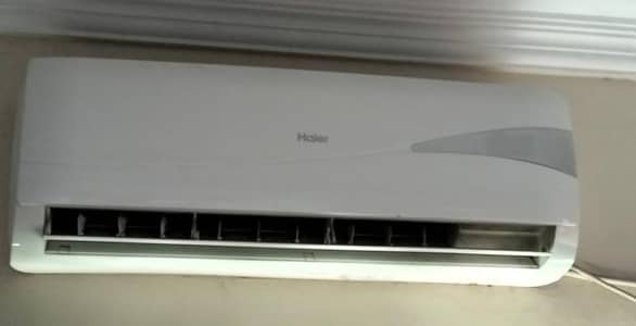 1 ton Haier split Ac