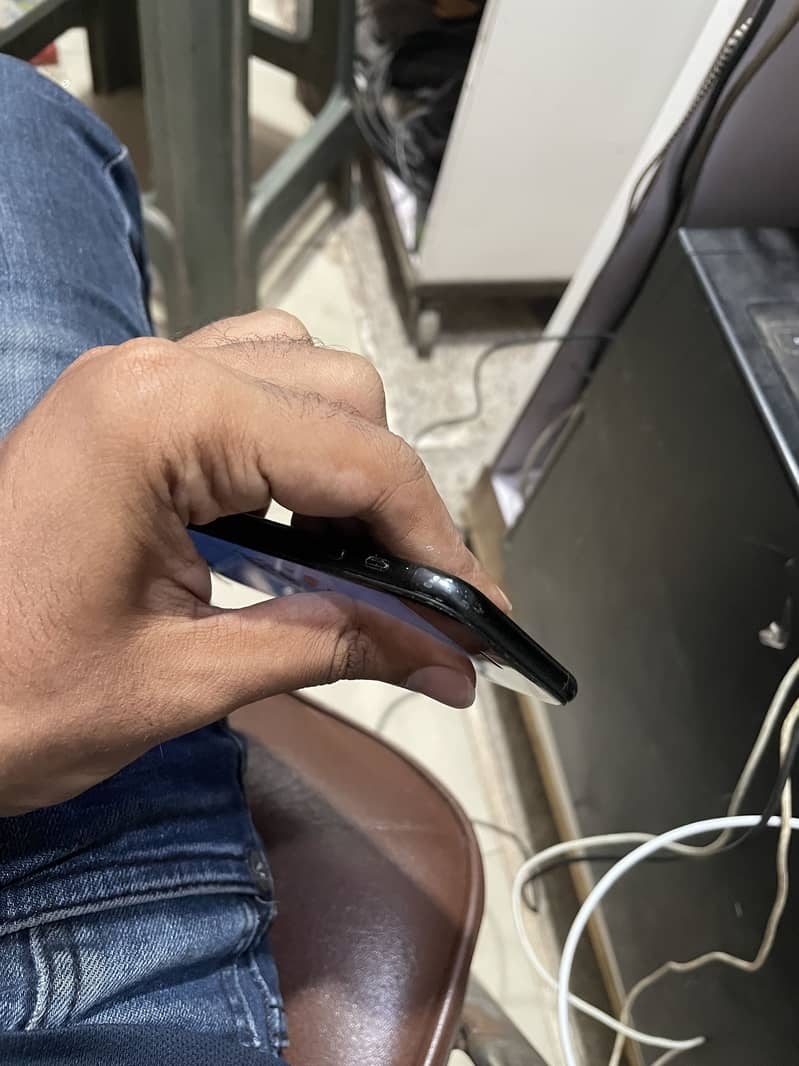 Apple iPhone 7 4