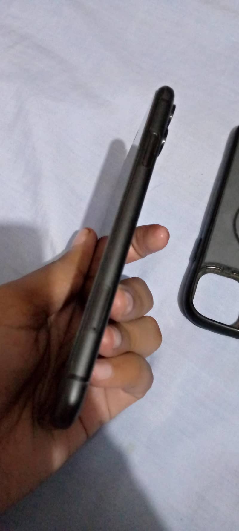 Apple iPhone 11 3
