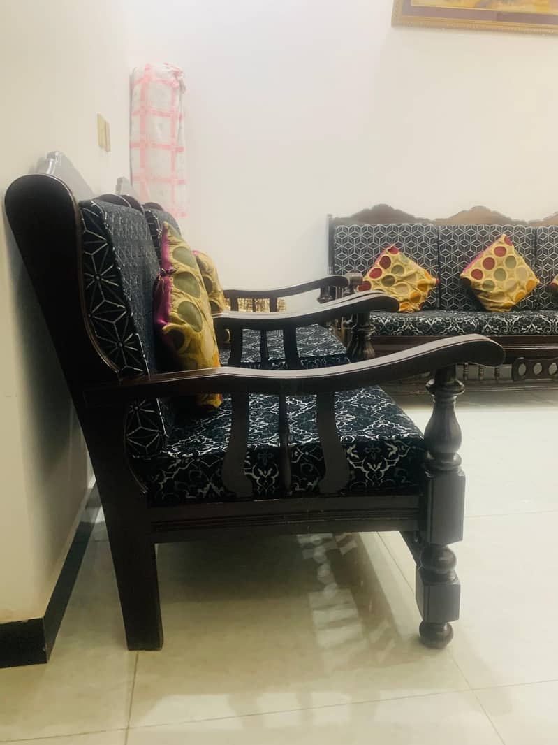 Sofa Set - Mint Condition 2