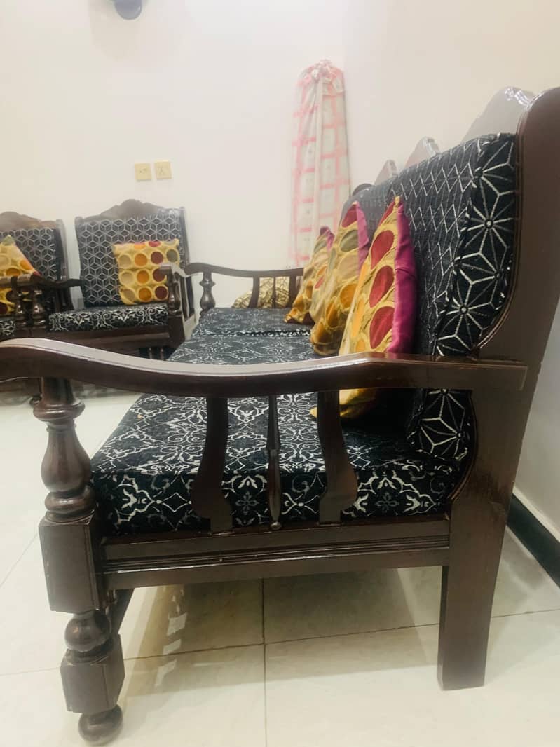 Sofa Set - Mint Condition 3