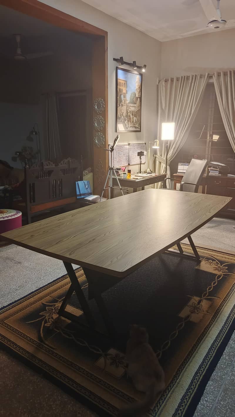 conference table 0