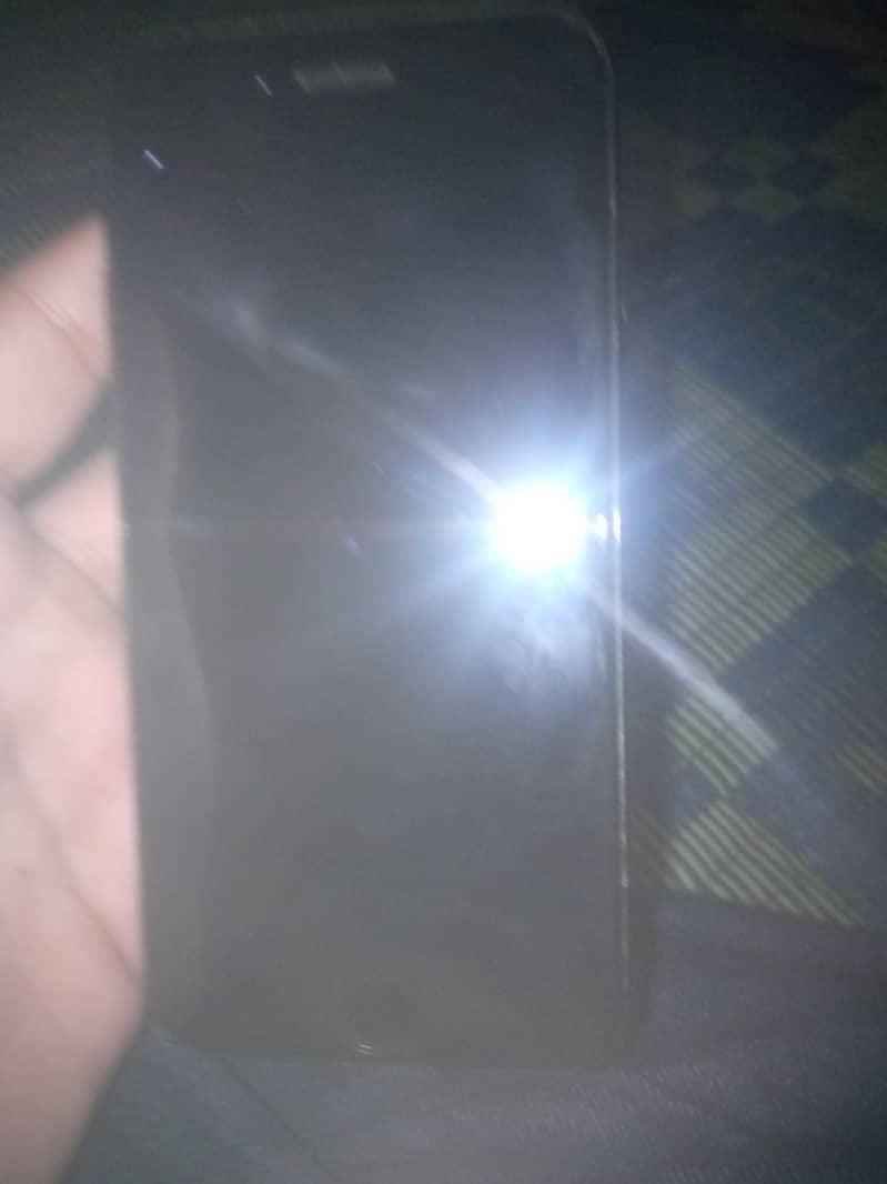 Apple iPhone 7 0
